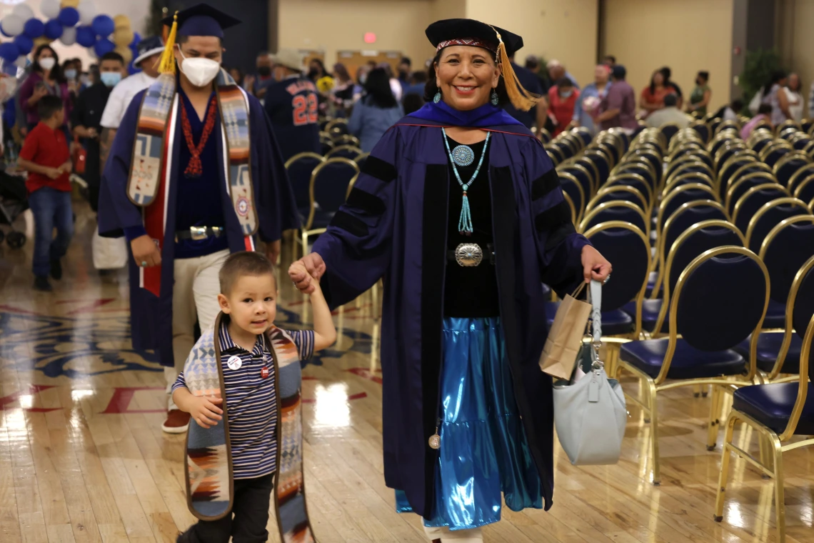 Convocation-Native-American-UArizona