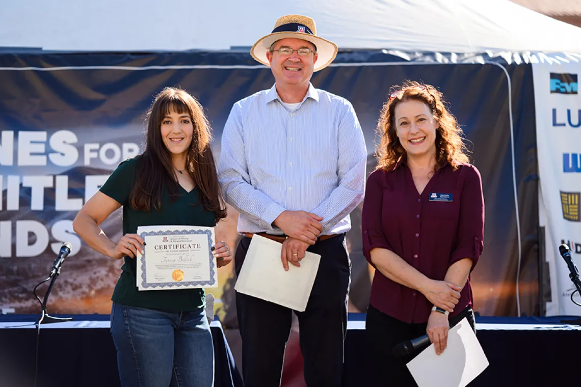 Mining student Teresa Billick accepting scholarship at UArizona