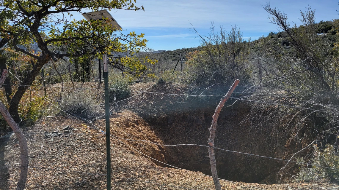 picture of open mine shaft